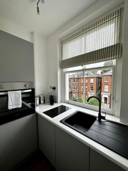 Stylish Studio Near Regent'S Park N7 Londra Esterno foto