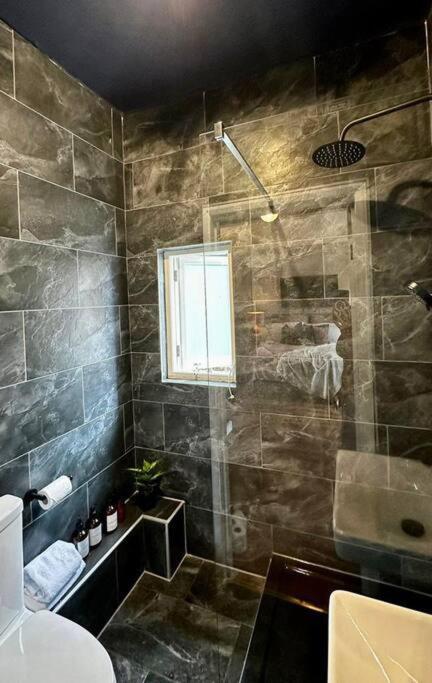 Stylish Studio Near Regent'S Park N7 Londra Esterno foto