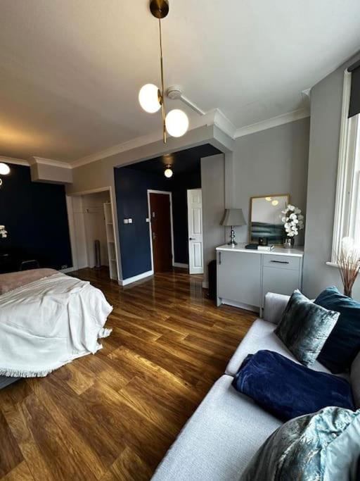 Stylish Studio Near Regent'S Park N7 Londra Esterno foto
